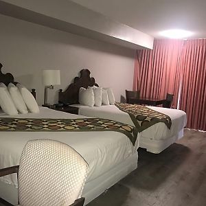 Zimmer mit Queensize-Bett